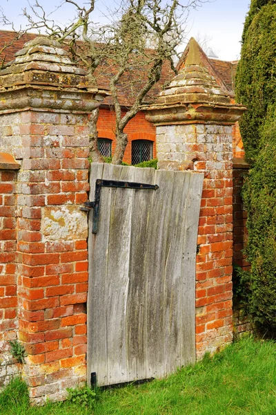 Old gate — Stock Photo, Image