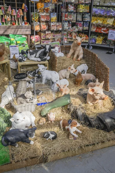 Farm animal sculptures — Stock Photo, Image