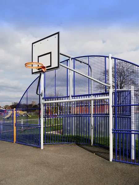 Cancha de baloncesto — Foto de Stock