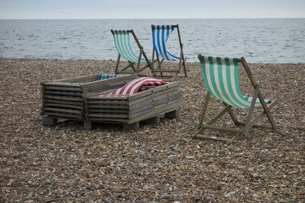 Sandalye üzerinde plaj — Stok fotoğraf