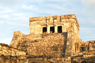 Piramit el castillo veya Meksika Kalesi