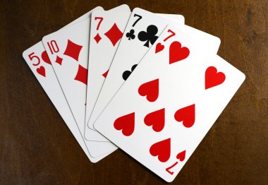şanslı yedi poker eli