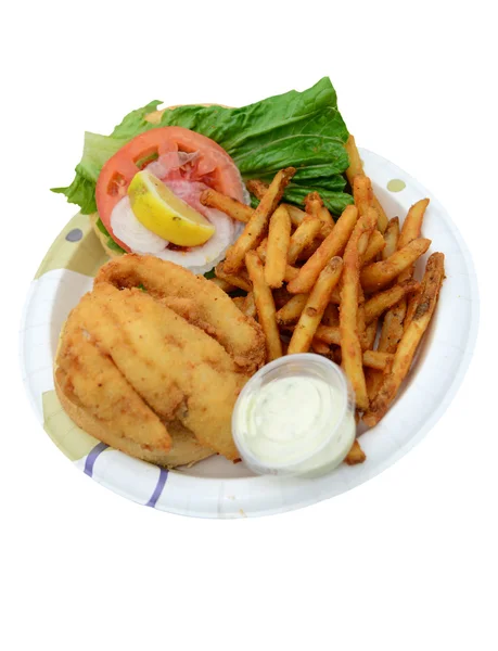 Smażone ryby kanapka na białym tle — Zdjęcie stockowe