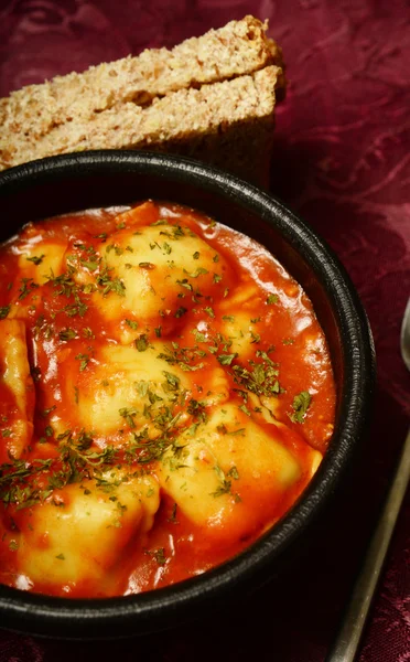 Ravioli with bread — Stock Photo, Image