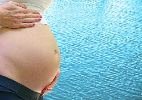 Natural delivery - water birth — Stock Photo, Image