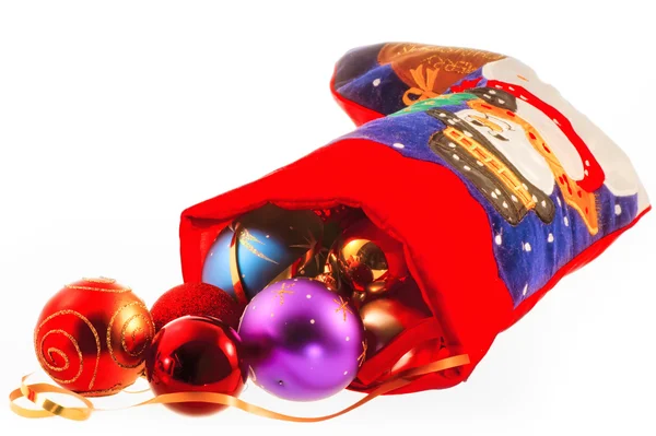 Een nieuw jaar laars met decoratieve kerstballen. — Stockfoto