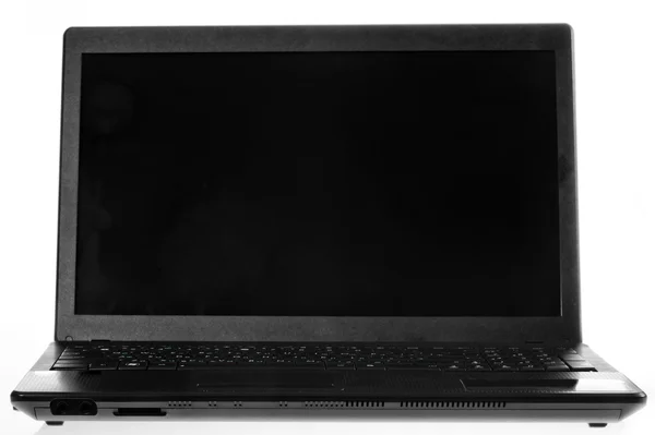 Zwarte laptop open op een witte achtergrond. — Stockfoto