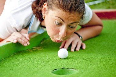 golf oyununda hile kız