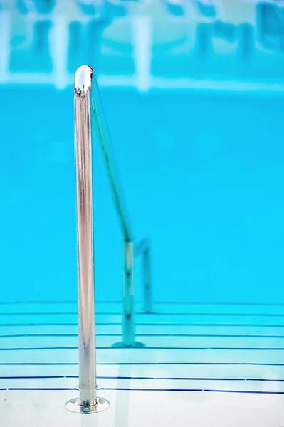 Descent into the pool and railings — Stock Photo, Image