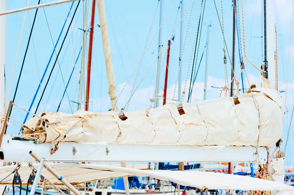 Folded sail boats close-up — Stock Photo, Image