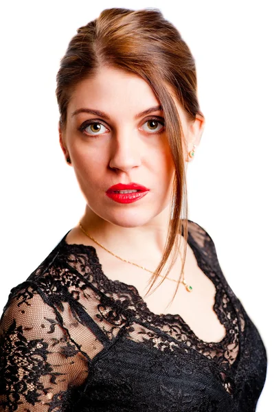 一个年轻性感的女人，穿着黑色连衣裙的肖像 — 图库照片