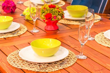 parlak renklerde güzel sofrayı