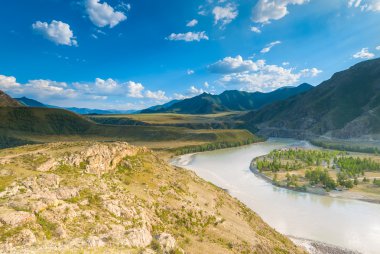 Altay Dağları nın çöl vadi