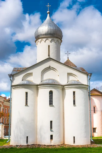 Igreja de Procópio em Veliky Novgorod, Rússia — Fotografia de Stock