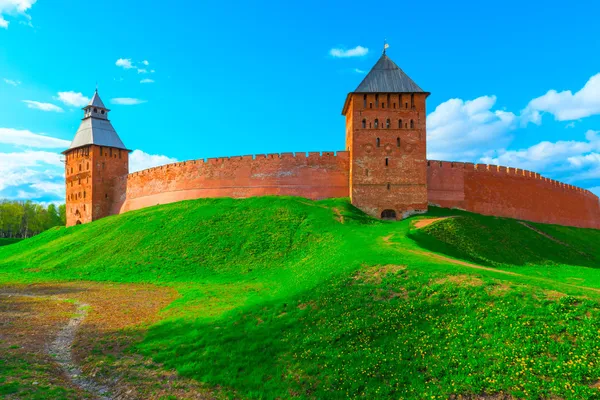 Nádherné panorama stěn Novgorodský Kreml — Stock fotografie