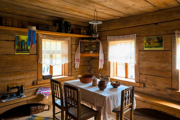 Russian interior poor hut in the Middle Ages — Stock Photo, Image