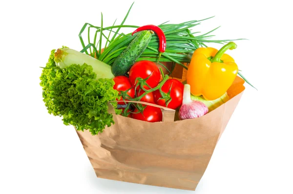 Papieren zak rand vol met gezond dieet voedsel — Stockfoto