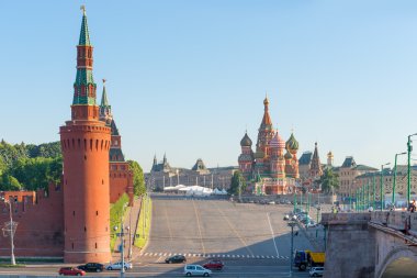 Moskova Kızıl Meydan güneşli yaz sabahı