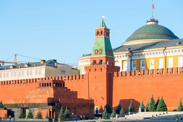 Edificio gubernamental en el Kremlin de Moscú —  Fotos de Stock