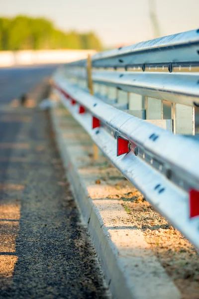 Makro staket road i gryningen — Stockfoto