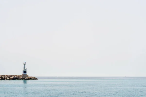 上空の海岸線の灯台 — ストック写真