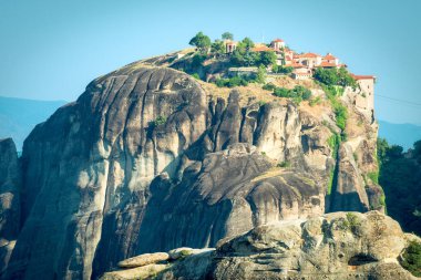taş, Teselya ve Yunanistan üzerine inşa edilmiş güzel Meteora manastırı kompleksi