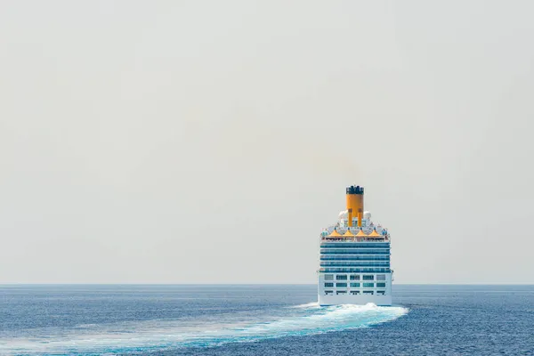 Big Cruise Ship Sea Greece — Stock Photo, Image