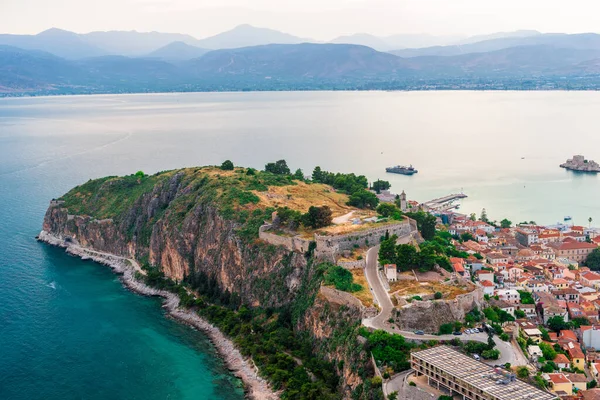 Panoramatický Pohled Pevnost Palamidi Scenérie Hradu Bourtzi Městě Nafplio Řecko — Stock fotografie