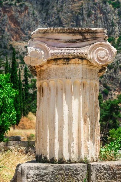 Delphi Yunanistan Eski Sütununda — Stok fotoğraf