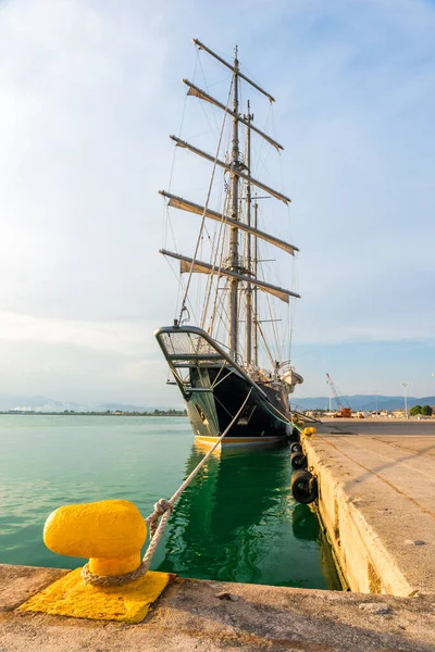 Plachetnice Modrém Moři — Stock fotografie