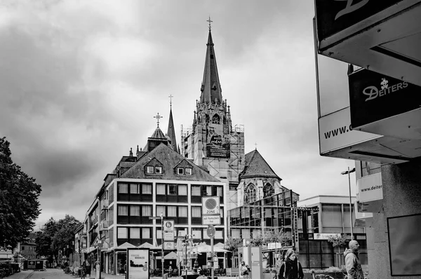 Aachen, DUITSLAND. OKTOBER 04, 2020. Winkels gevels op straat. — Stockfoto