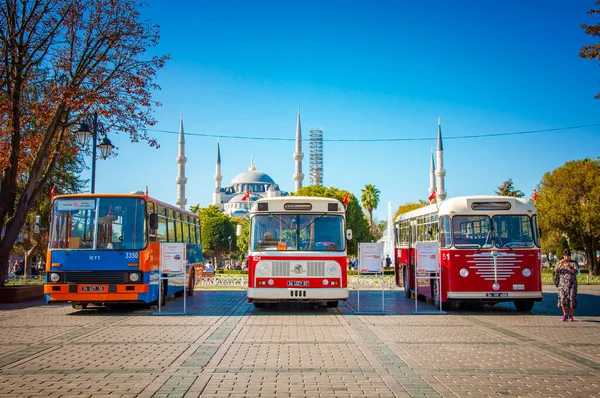 Istanbul Turchia Settembre 2021 Vista Sulla Strada Della Città Autobus — Foto Stock