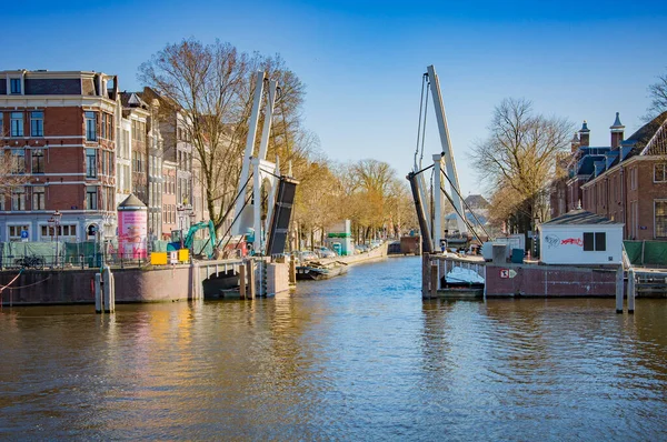 Amsterdam Hollandia 2022 Március Rajzhíd Csatornán Panorámás Kilátás — Stock Fotó
