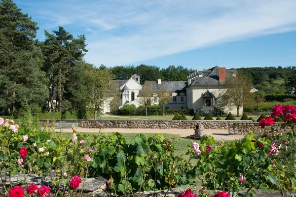 Garden of abbey Fontevraud — Stock Photo, Image