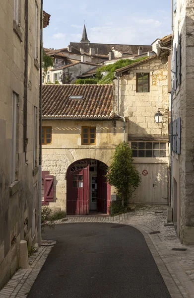 Fransa Nın Aubeterre Sur Drone Şehrindeki Küçük Bir Sokak Beaux — Stok fotoğraf
