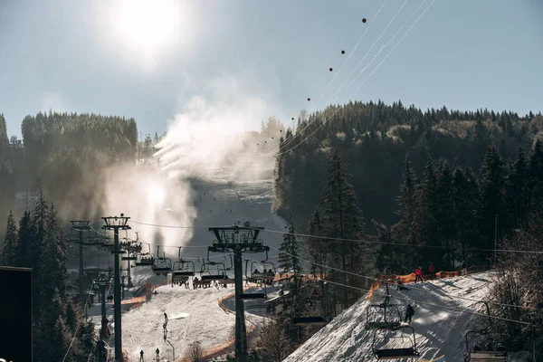 Kabelbaan Bergen Met Zonnig Winterweer Achtergrond Kabelbaan Kabelbaan Kabelbaan Bij — Stockfoto