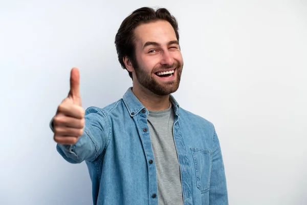 Portrait Caucasian Man Standing Happy Positive Thumbs Approving Big Smile — Zdjęcie stockowe