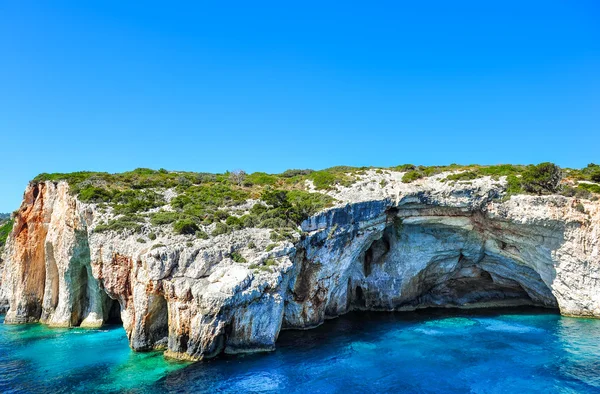 Kék barlang, Zakynthosz sziget, Görögország .famous barlangok, a kristálytiszta víz, zakynthos-szigetén (Görögország) — Stock Fotó