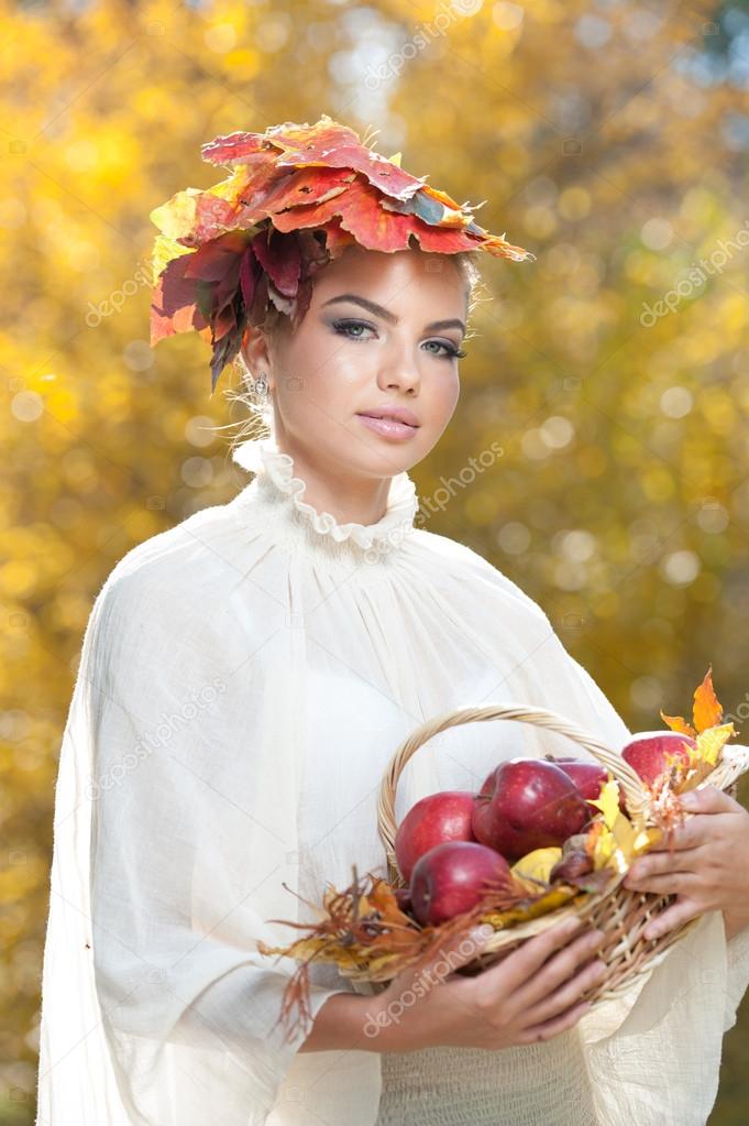 Beautiful creative makeup and hair style in outdoor shoot. Beauty ...