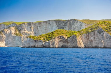 Yunan sahillerinde, navagio beach, zakynthos Island, Yunanistan sizIerden sahilini denizden. navagio plaj Yunanistan yan görünüm