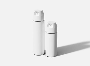 İki farklı boyda sprey şişesi modeli. İzole Ürünler. 3d Hazırlama