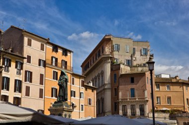 Campo de fiori Meydanı