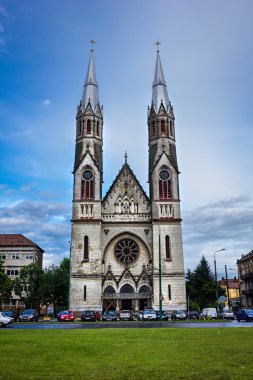 neogothic holly yerde timisoara
