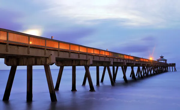 Pier ışık — Stok fotoğraf