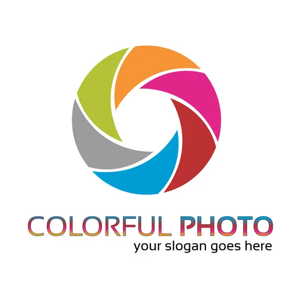 Creative photo lens logo work — Stock Vector