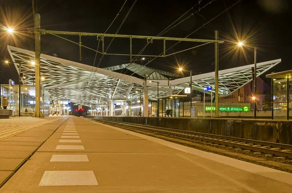 Tilburg Holanda Outubro 2021 Monumental Estrutura Moderna Estação Ferroviária Vista — Fotografia de Stock