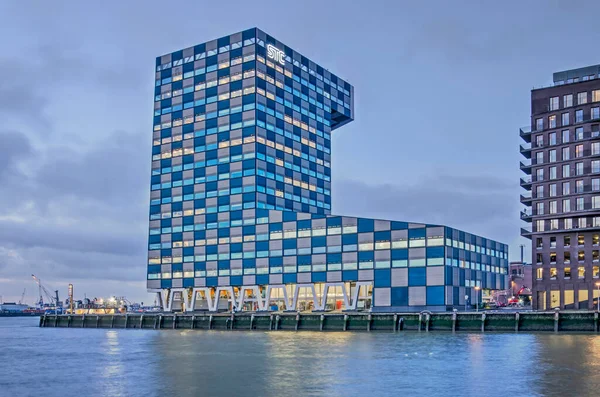 Rotterdam Hollanda Ocak 2022 Job Limanı Nieuwe Maas Nehrinin Köşesindeki — Stok fotoğraf