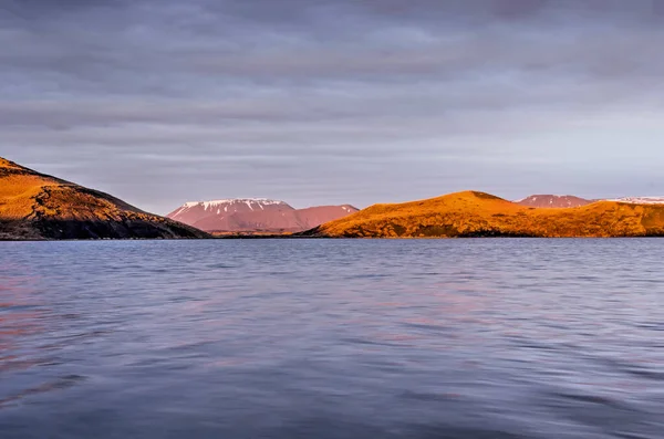 Skutustadhir Islande Avril 2022 Vue Près Surface Eau Des Pseudocratères — Photo