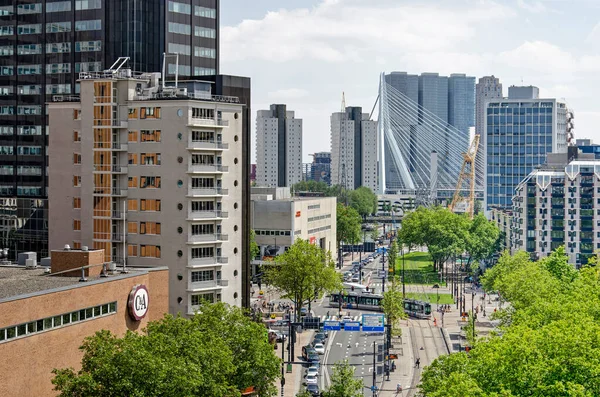 Rotterdam Hollanda Haziran 2022 Coolsingel Bulvarı Boyunca Erasmus Köprüsü Doğru — Stok fotoğraf