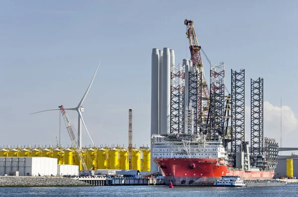Rotterdam Netherlands August 2022 Construction Vessel Storage Area Wind Turbine Fotografia Stock